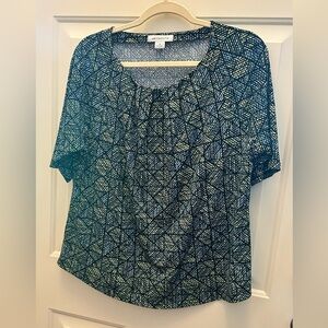 Beautiful Liz Claiborne short sleeved blouse. Size XL. I. Great condition.